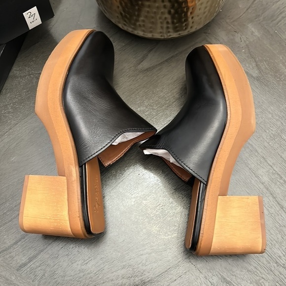 27 EDIT Naturalizer Katrese Platform Mule in Black - Picture 12 of 12